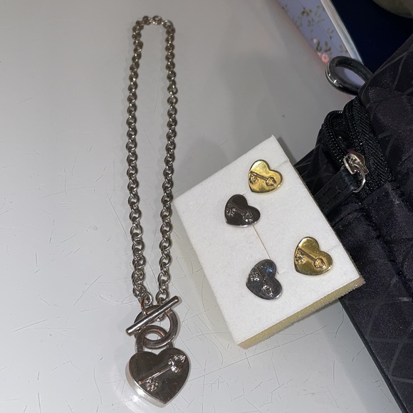 Authentic Tory Burch set : - Picture 4 of 8